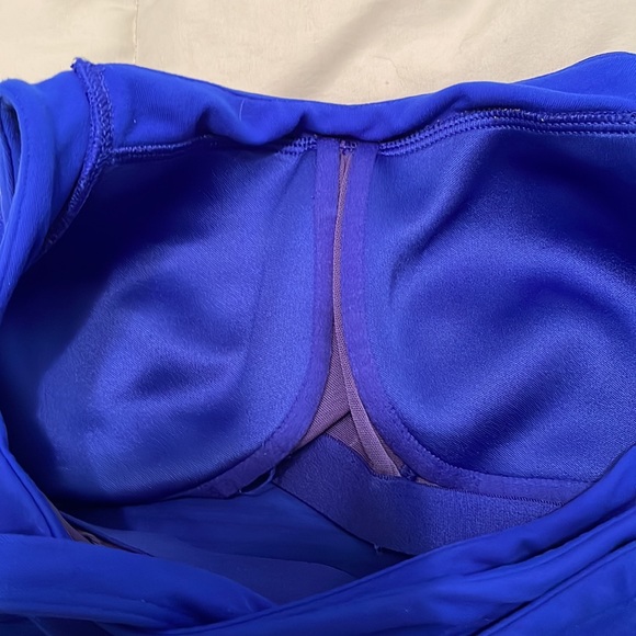 Athleta exercise top size small - Picture 7 of 8